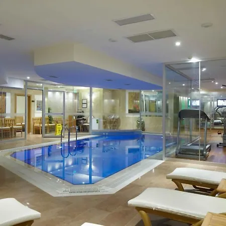 布鲁西耶酒店 4*