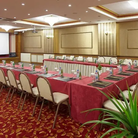 布鲁西耶酒店 4*